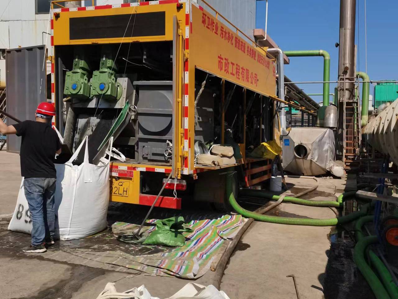 商丘淤泥压干处理